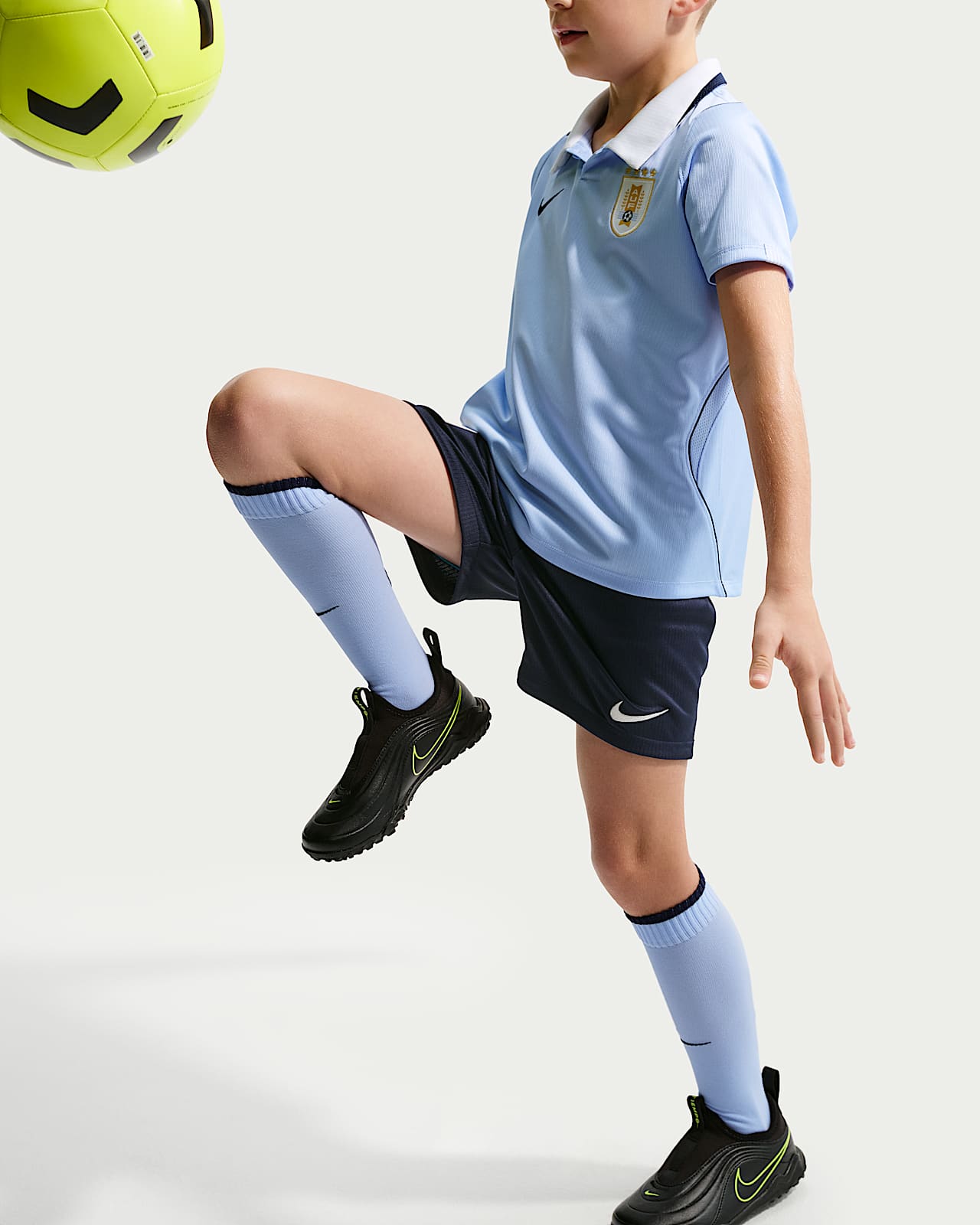 Minikit Niños Local Uruguay 2026